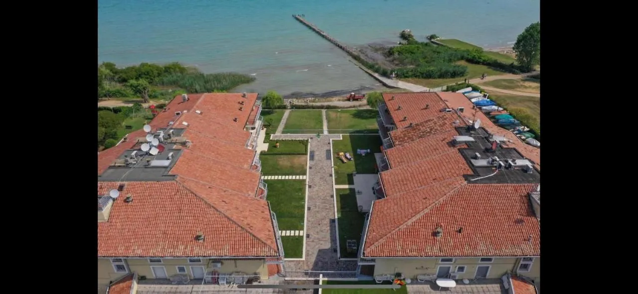 Appartamento Incantevole Con Vista Lago E Servizi Sirmione