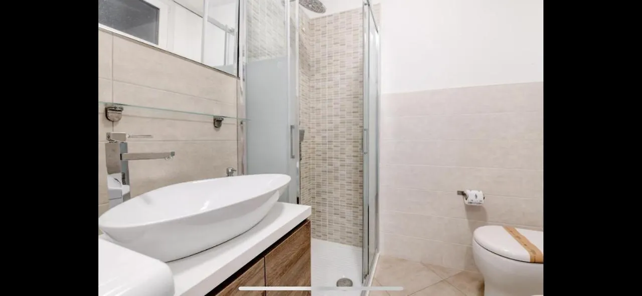 Appartamento Incantevole Con Vista Lago E Servizi Sirmione 0*,